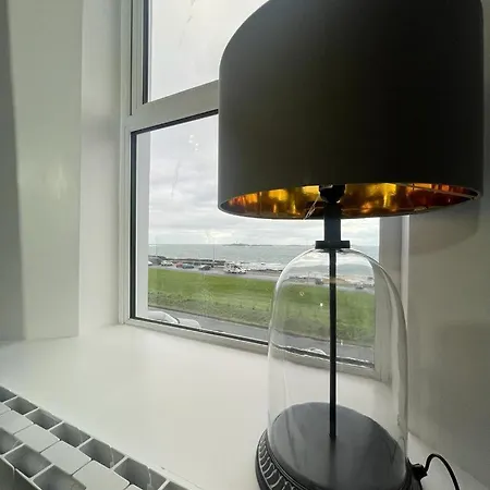 No 6 Lansdowne Apartment Portrush Room photo
