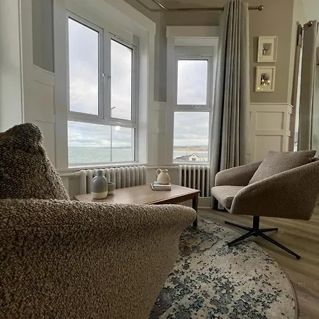 No 6 Lansdowne Apartment Portrush Room photo