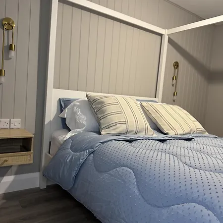 No 6 Lansdowne Apartment Portrush Room photo