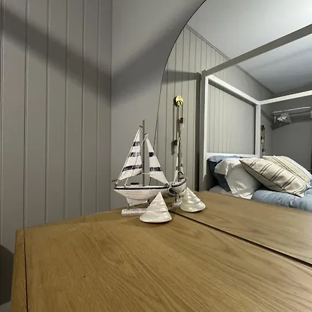 No 6 Lansdowne Apartment Portrush Room photo
