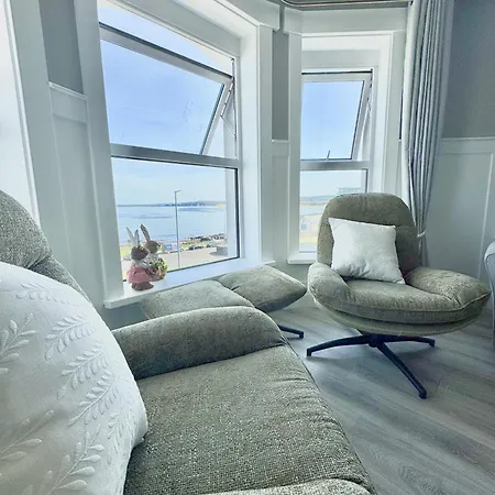 No 6 Lansdowne Apartment Portrush Room photo