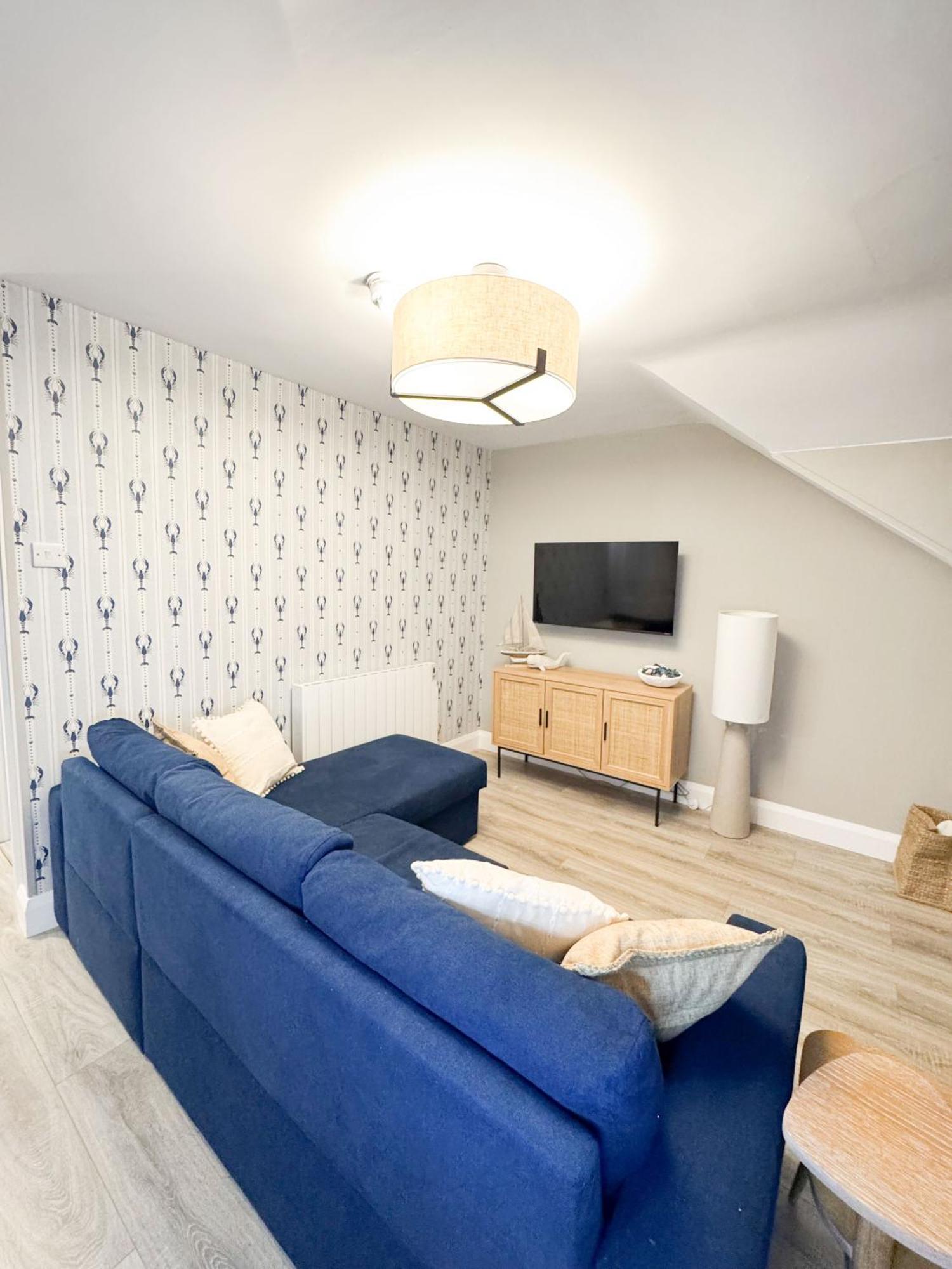 No 6 Lansdowne Apartment