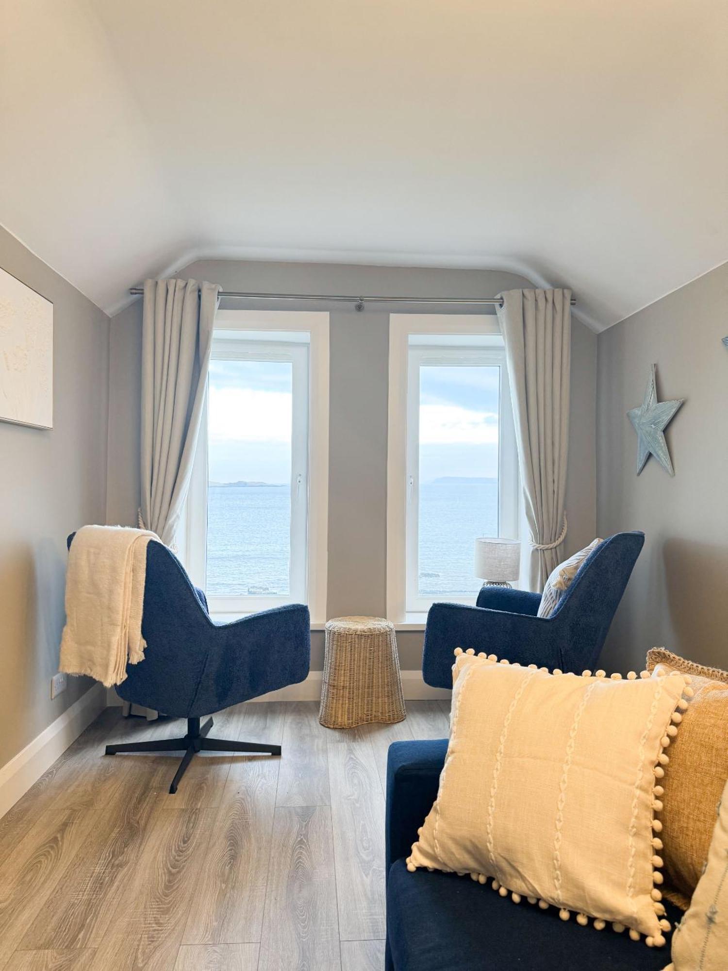 No 6 Lansdowne * Portrush