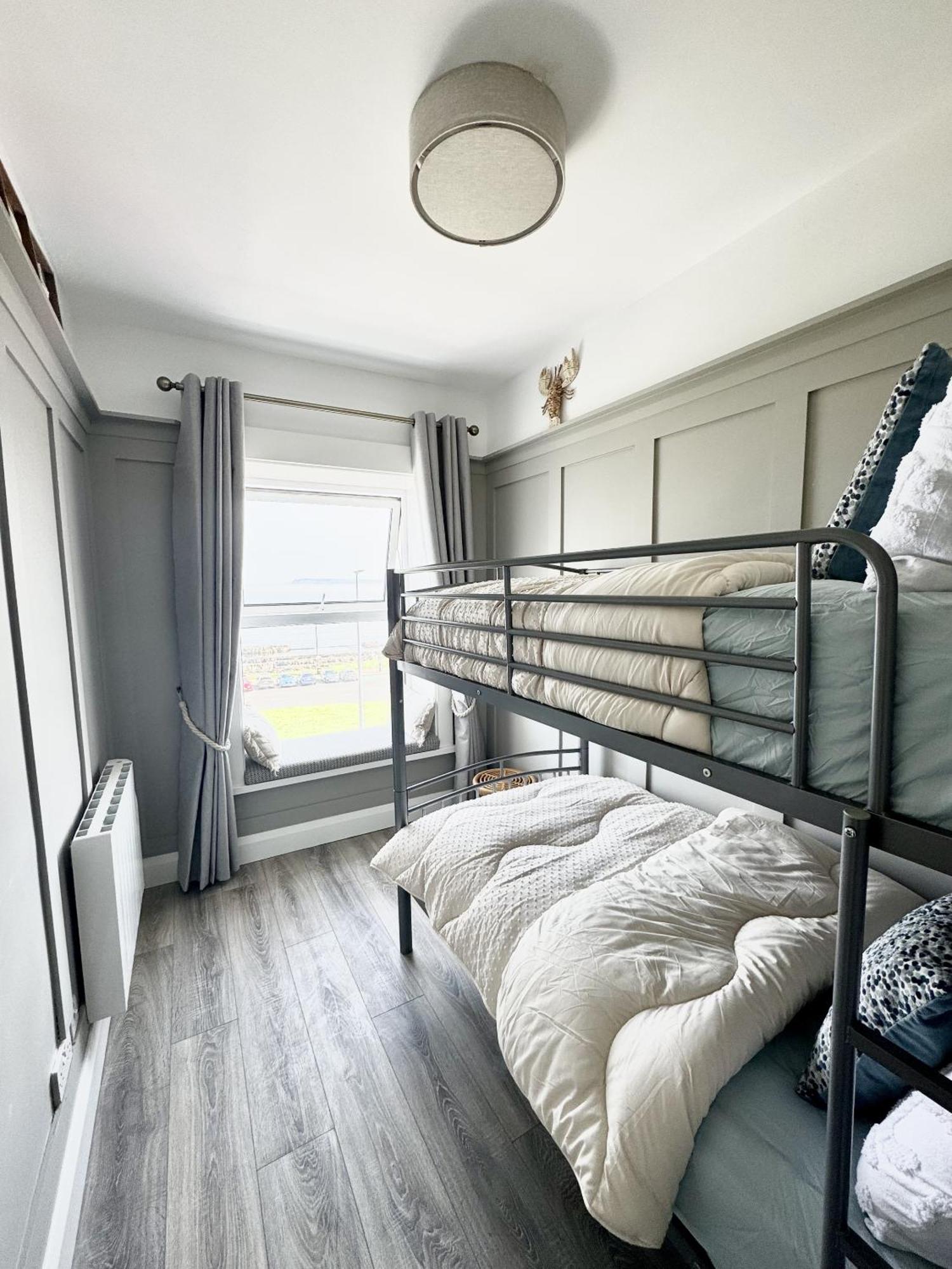No 6 Lansdowne Apartment